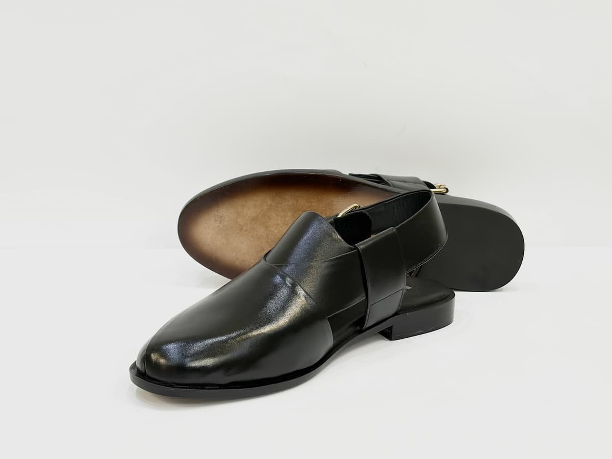 Black Classical Chappal